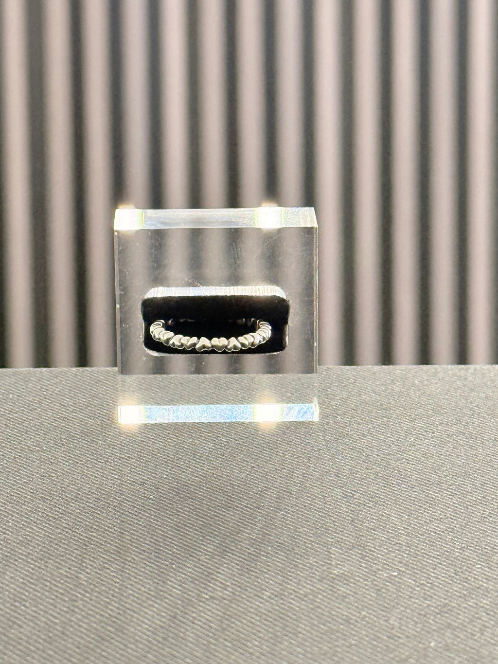 Hearts ring