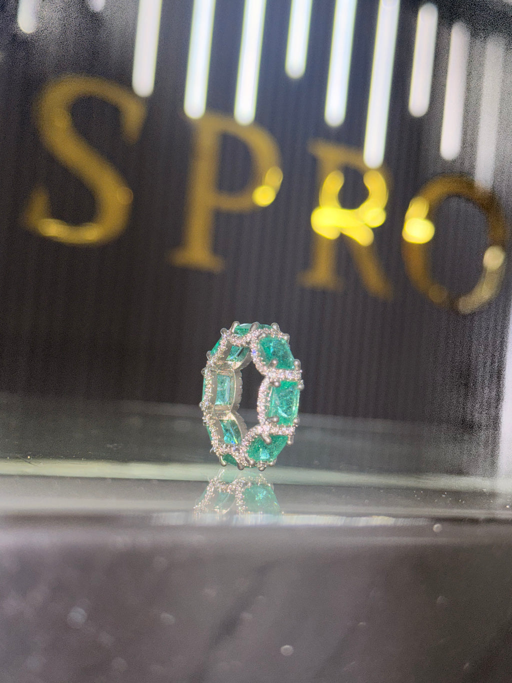 Sortija de Eternidad "Mint Emerald"