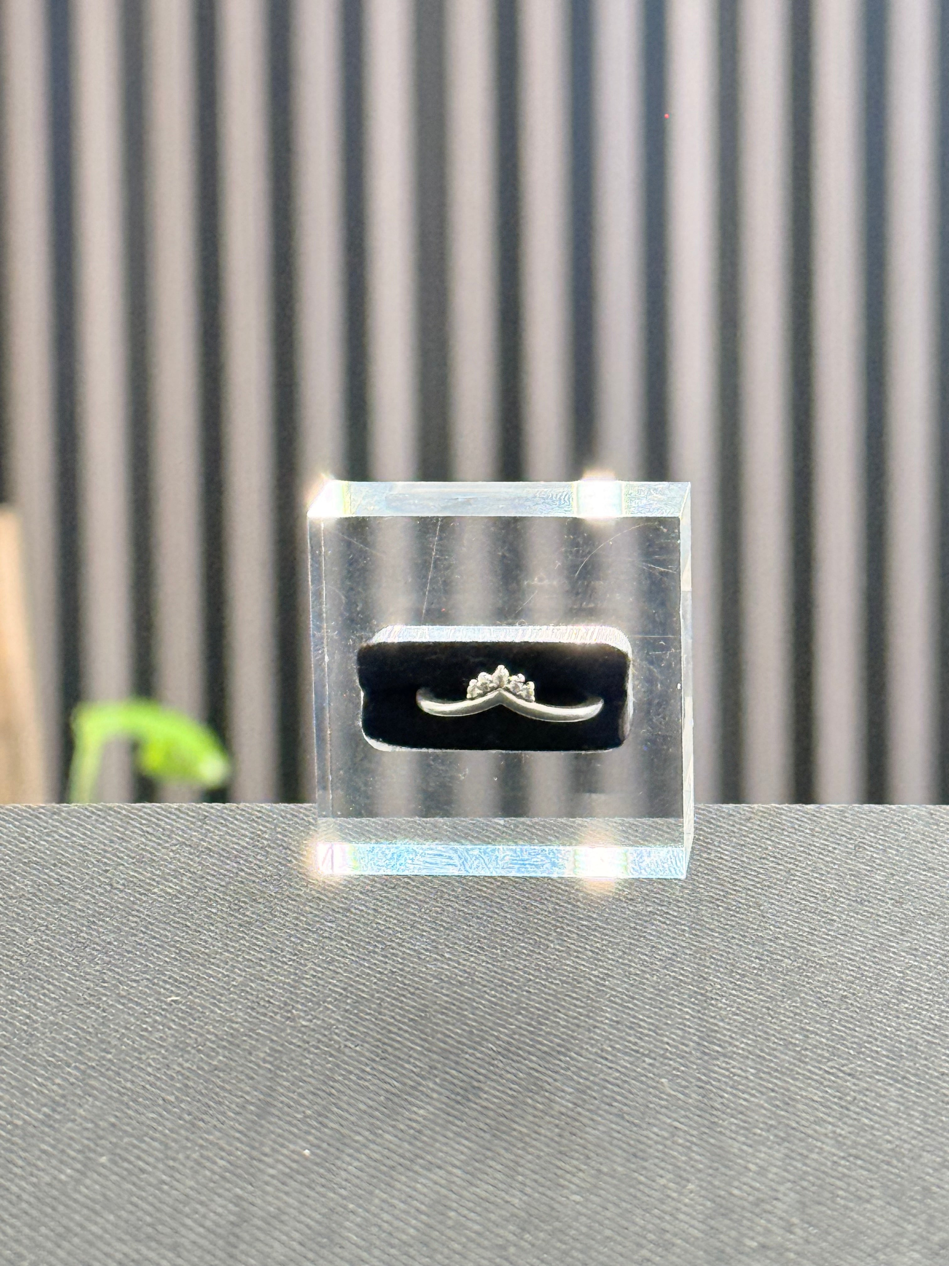 Top solitaire diamonds ring