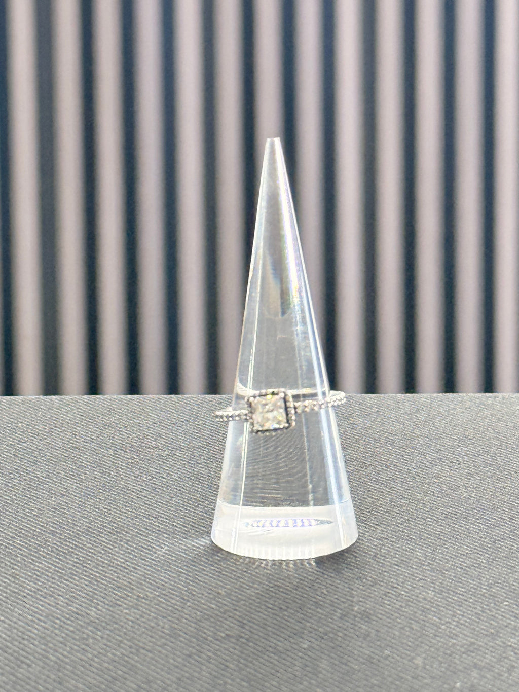 Princess diamond ring