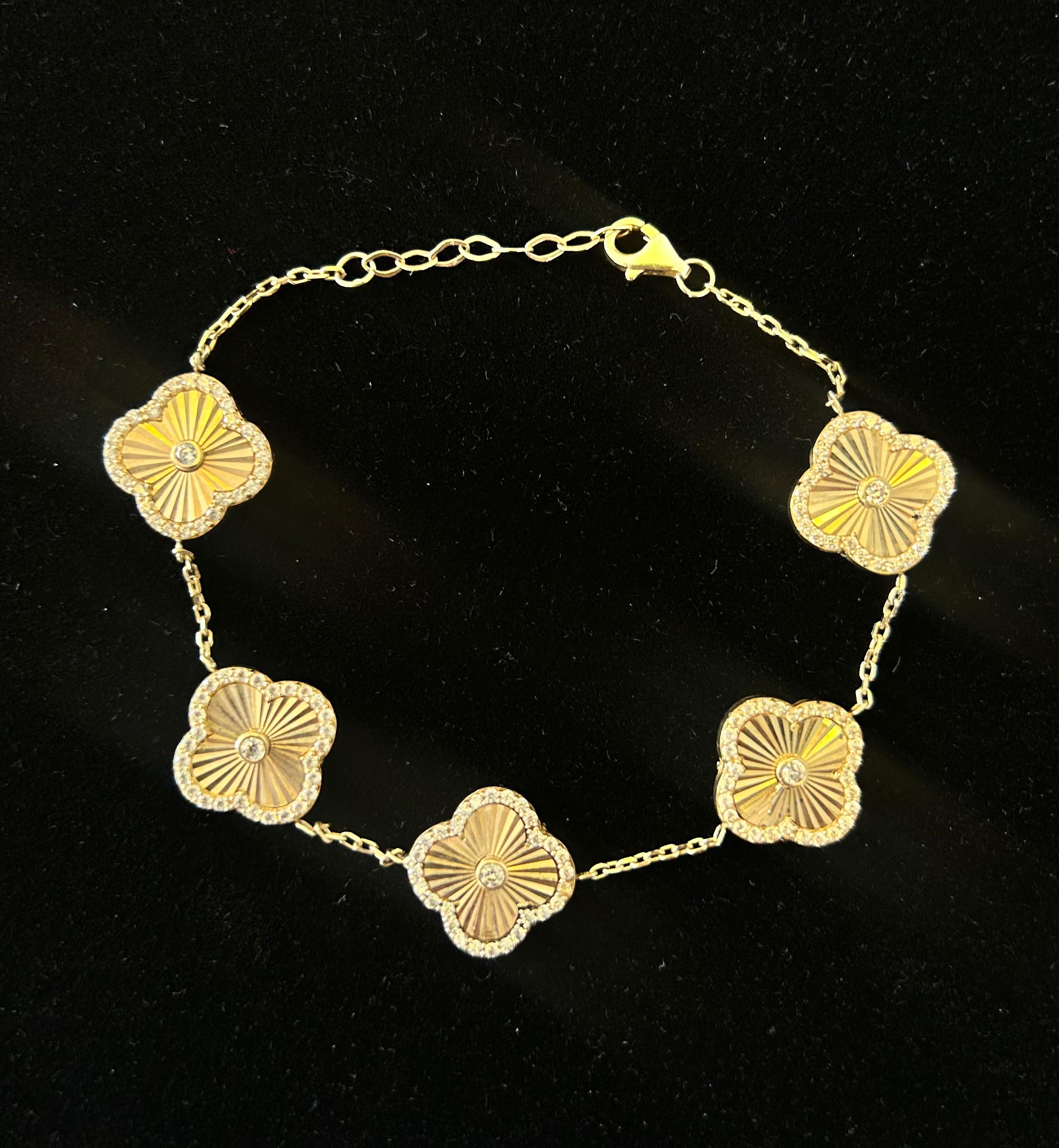 Trebol Bracelet 14K
