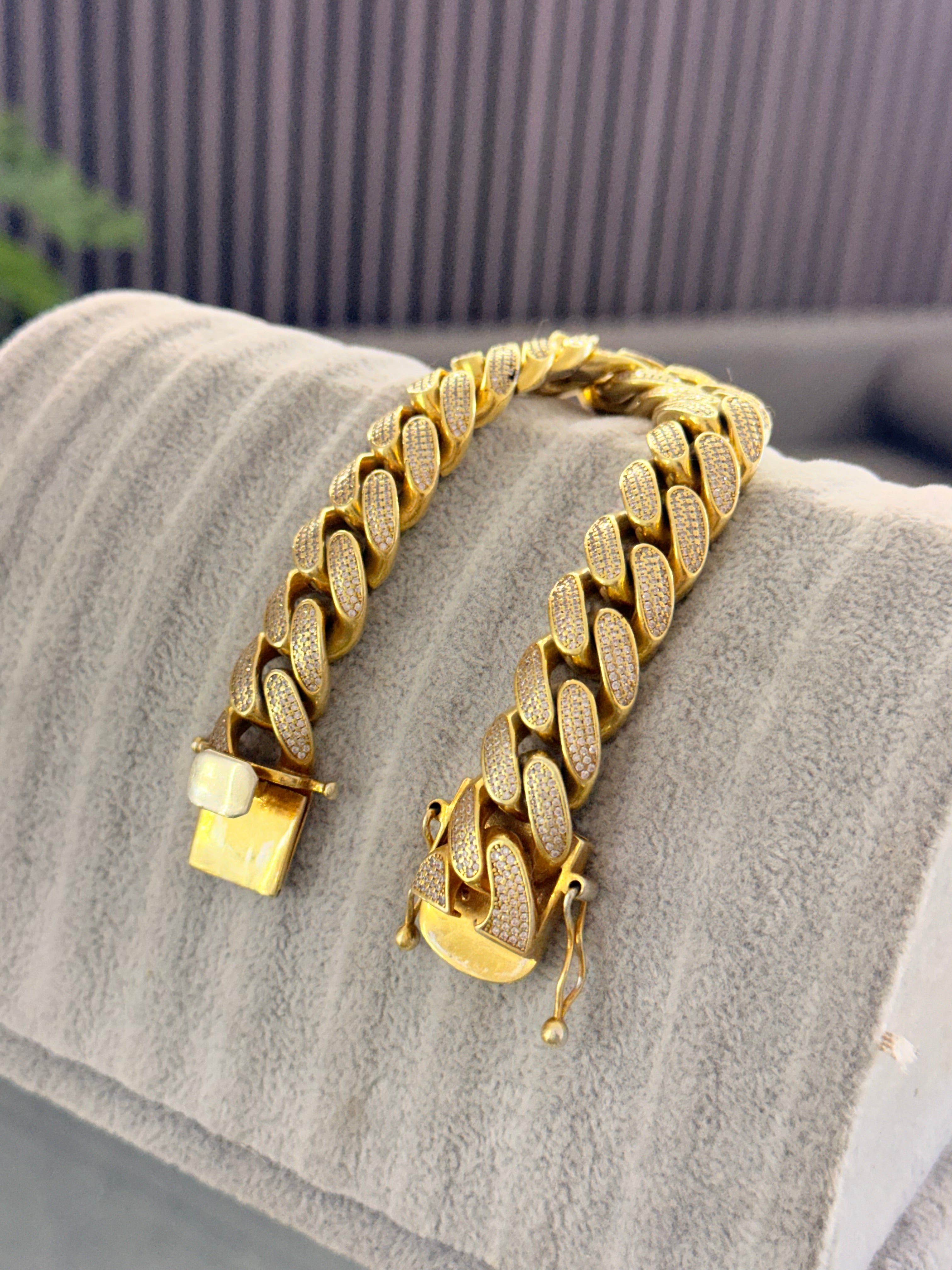 Cuban Link Bracelet 15mm: Hand-Set Iced Edition