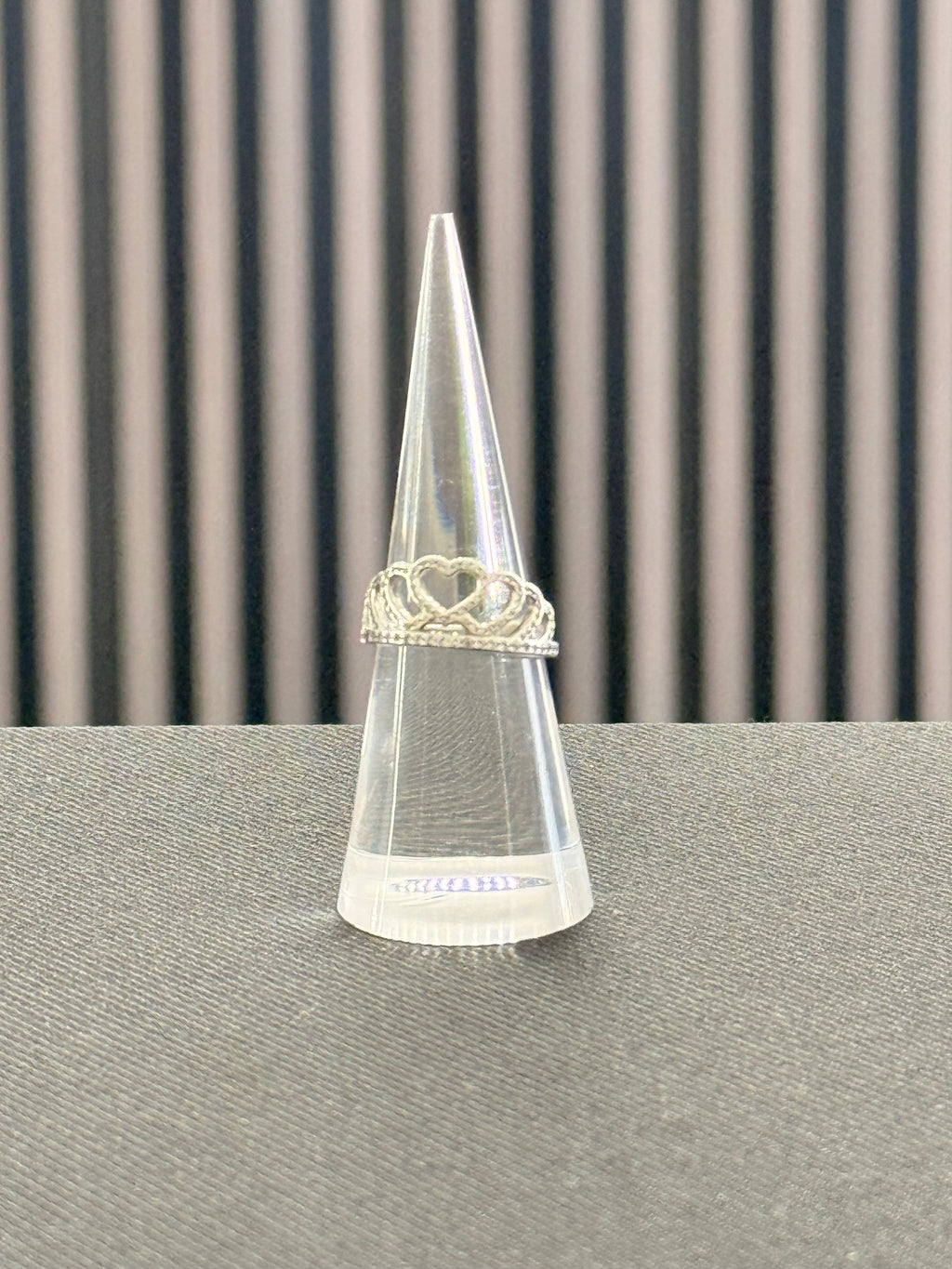 Crown diamond ring
